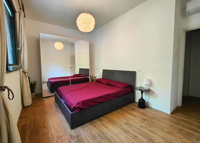 Casa Sanseveria モデナ